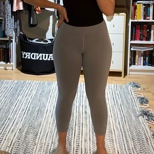 Lululemon Wunder Train High-Rise Crop 21"